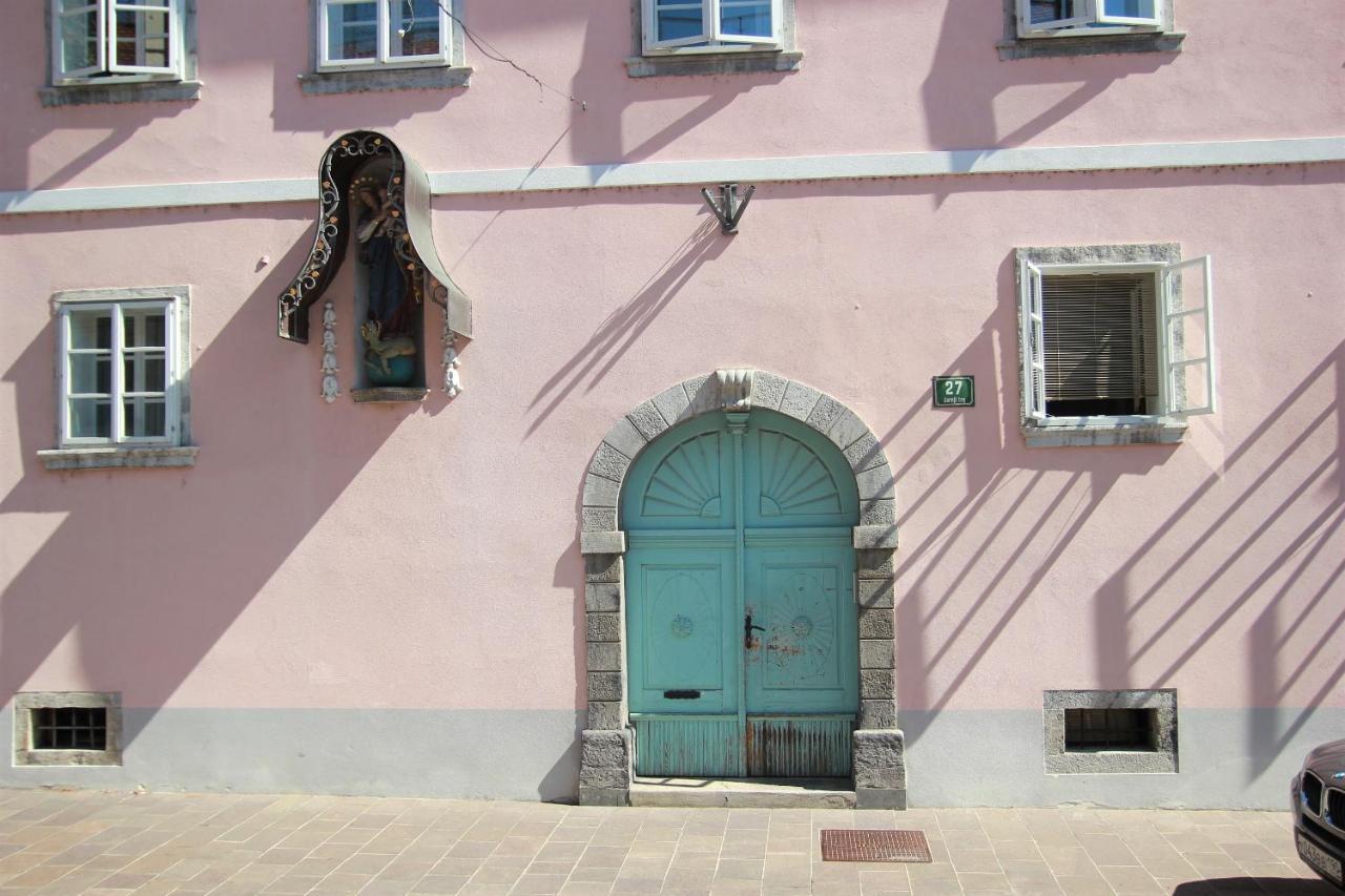 Pink House Studio Ljubljana Bagian luar foto